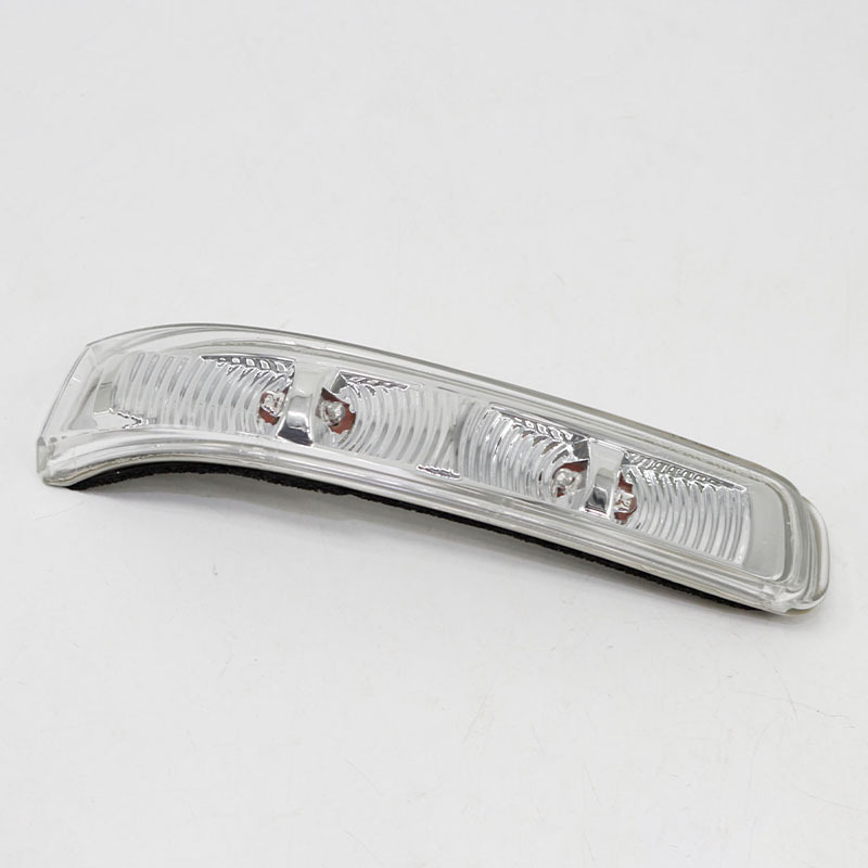 Left Exterior Mirror Turn Signal (LED) — Kia Borrego 2008-2017 (876132J000)