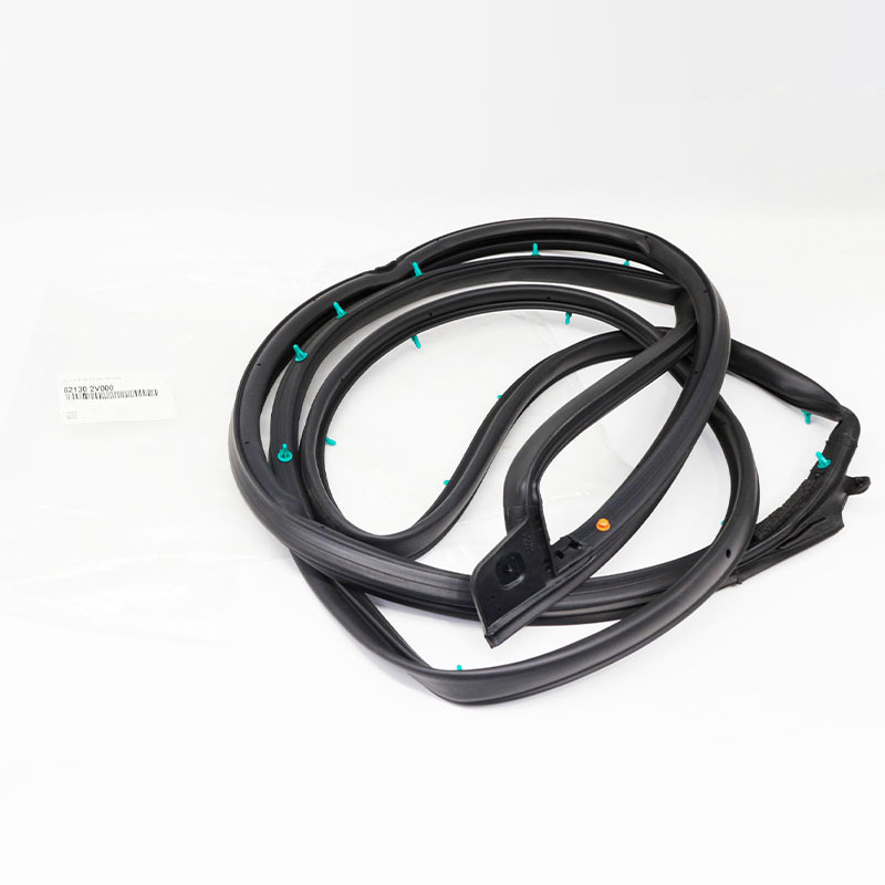 Front Door Weatherstrip — Hyundai Veloster (821302V000, 82130-2V000)