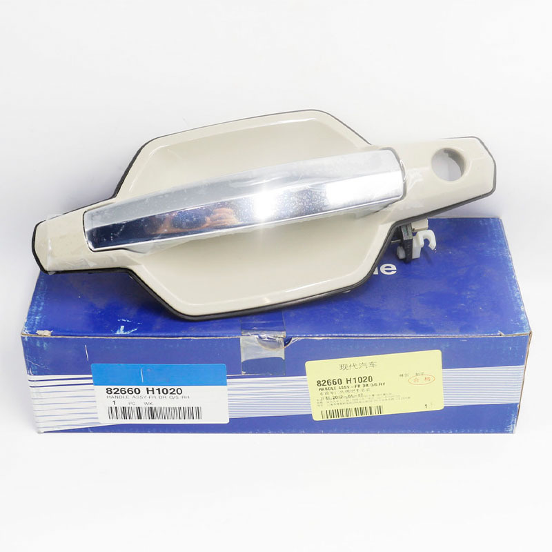 Right Front Door Outer Handle — Hyundai Terracan (82660H1020)