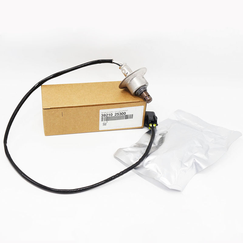 Oxygen Sensor — 2006-2010 Hyundai Sonata, Kia Optima, Kia Carens (3921025300)