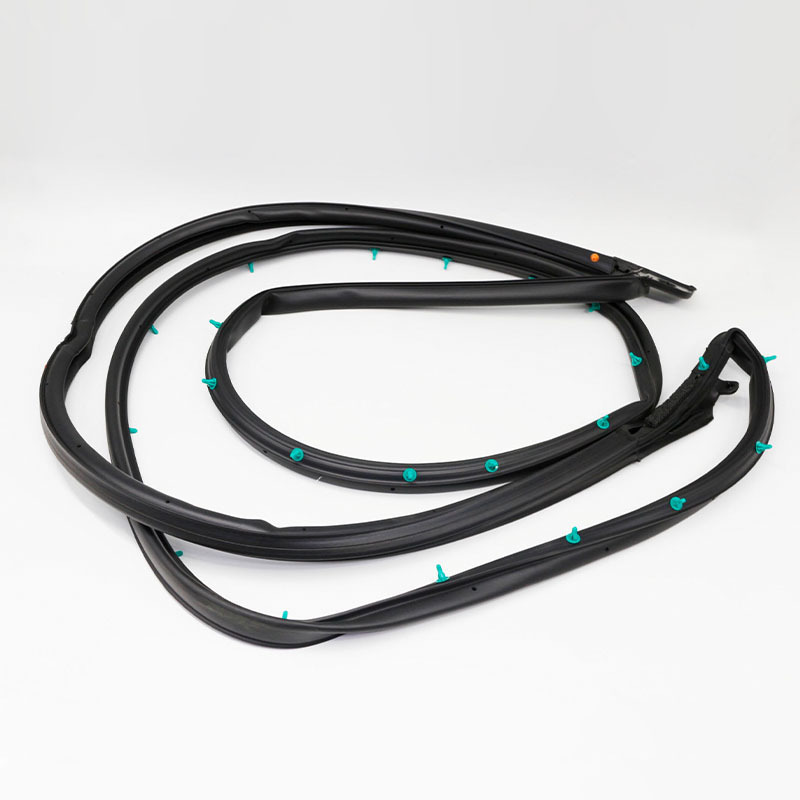 Right Rear Door Weatherstrip — Hyundai Veloster 2011-2017 (831402V000)