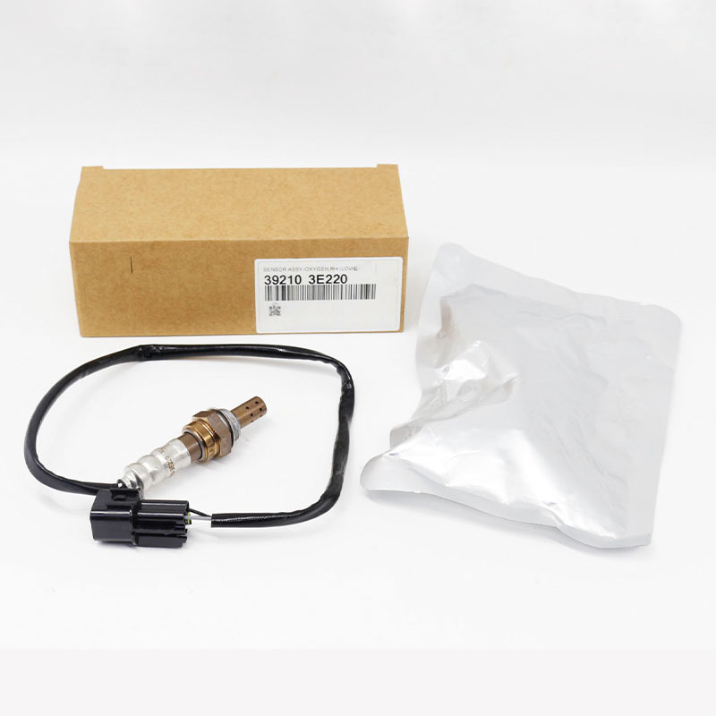Oxygen Sensor — Hyundai Santa Fe, Kia Optima, K5, Carens (392103E220)